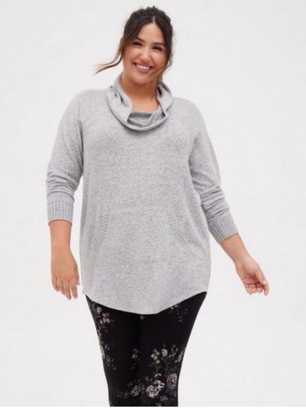 torrid Light Gray Cowl Neck Pullover Sweater super soft tunic style size 1